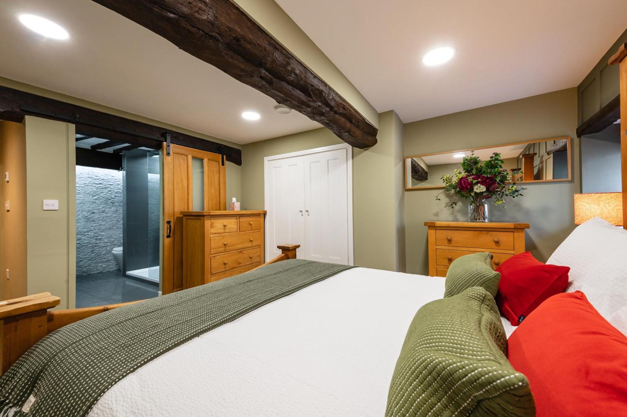 Spacious, Luxury Town Centre Granary Conversion Апартаменты *